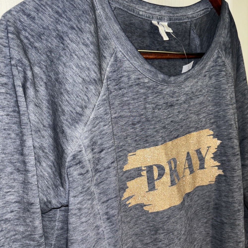 Cato Women's Grey Size Large "PRAY " 3/4 Sleeve Top 58%Cotton/42% Polyester soft